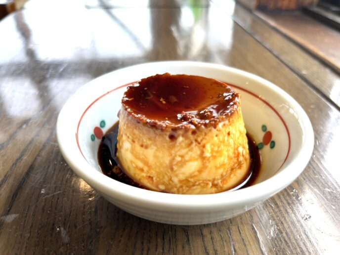 岡本屋売店の別府名物「地獄蒸しプリン」