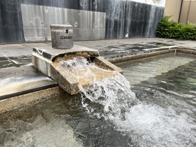 川棚グランドホテルお多福、源泉