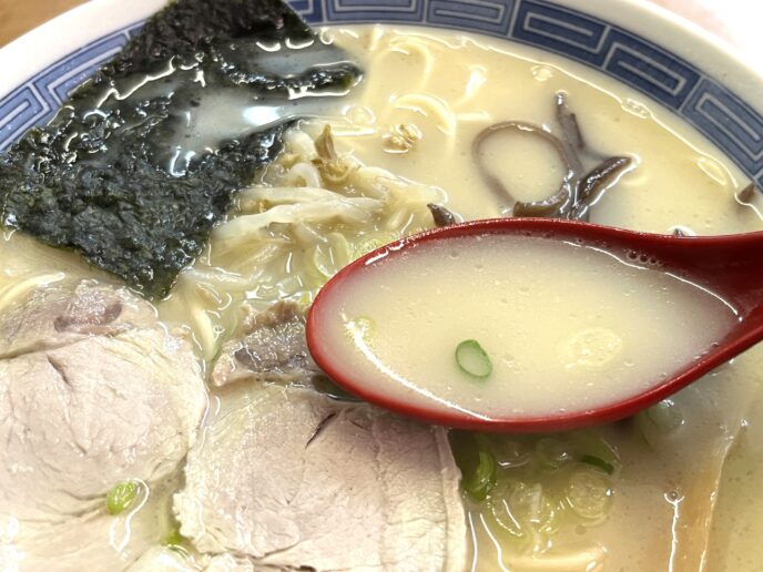 来々軒のラーメン・スープ