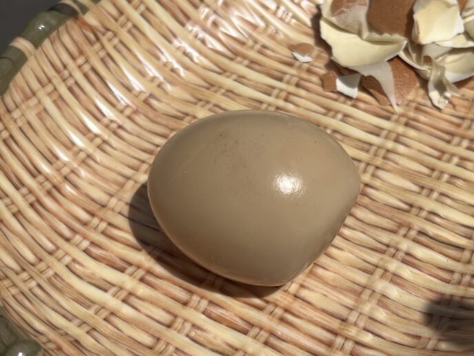 「みょうばん 湯の里」の温泉たまご