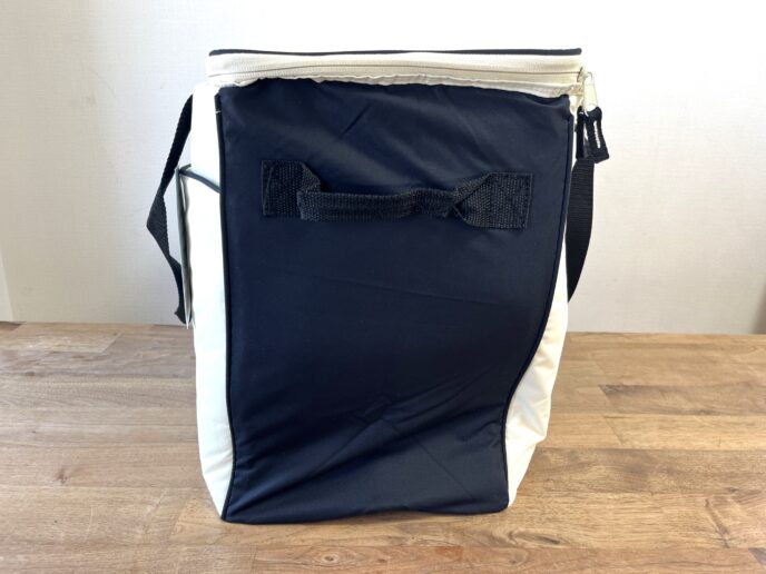 コストコ クーラーバッグ