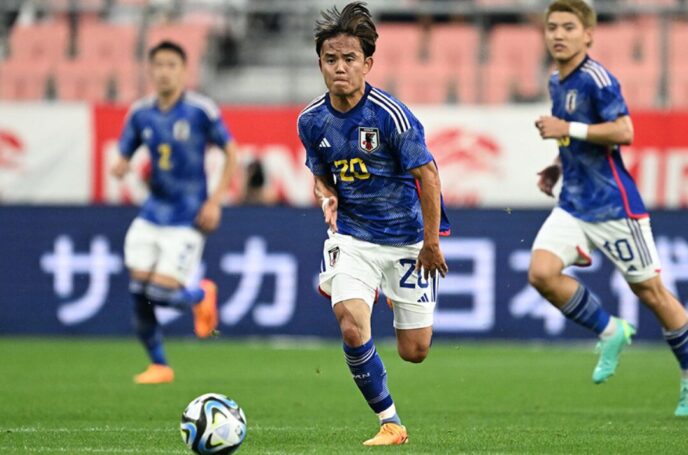久保建英選手