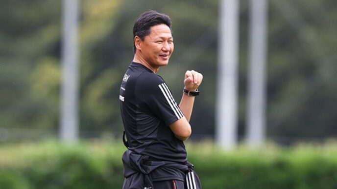 大岩剛監督