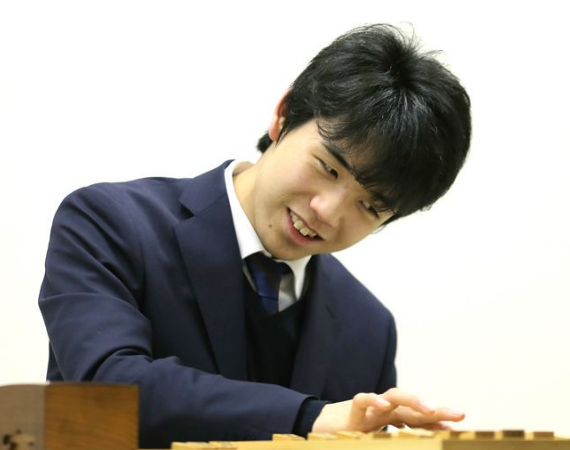 藤井聡太さん